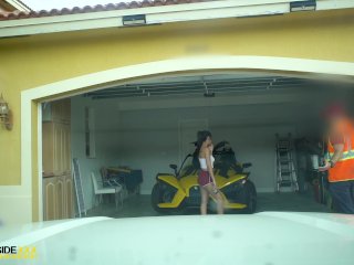 Roadside - Penelope sits her tight pussy_down on our Mechanics thick dick