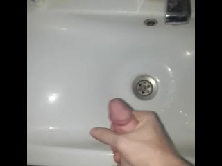 Morning handjob and cum