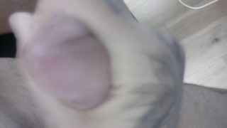CLOSE UP WANK WITH CUMSHOT- WATCH HOW ALL MY HOT SPERM COMES OUT MY JAPS