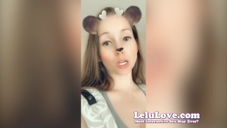 Lelu Love-VLOG： 小便休息性感连体衣公主妆