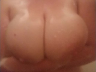 Daddy's Darlin' DaniHaze- Big, Natural, Wet, & Soapy MILF Tits & Orgasm