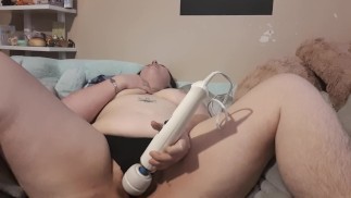 Mehrere intensive körperzitternde Orgasmen