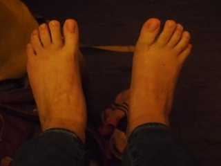 teen, solo female, ankle socks, toes