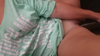 Прикоснись ко мне! Дразните меня! Поцелуй меня! пожалуйста мне!!