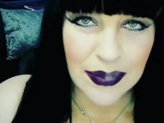 Tease - Screenshot 8 of 16 - Big Tits