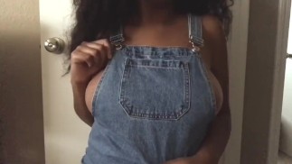 Latina Ass