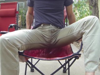 Pissing Khaki Pants_Outdoors and Eating Cum