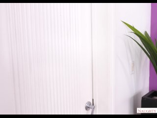 Naughty America - Ariella Ferrera Fucks A College Guy 4K