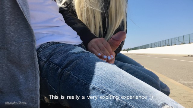 Babe was Surprised to see Guy Jerking off Dick in the Park :)