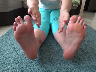 feet, pantyhose, 60fps, nylon feet