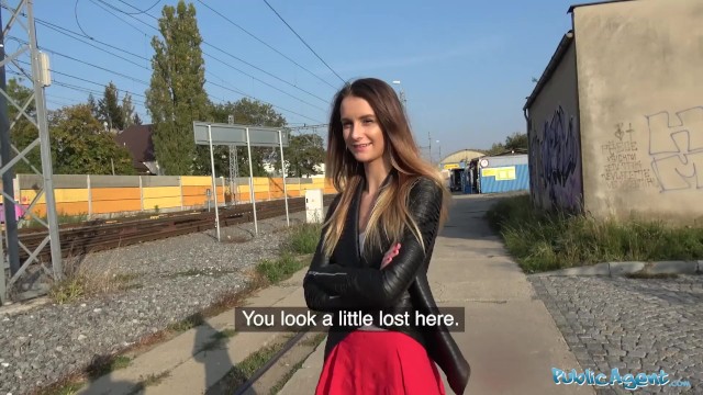 Rychlý prachy - slečna z Chomutova - Jenporno.cz