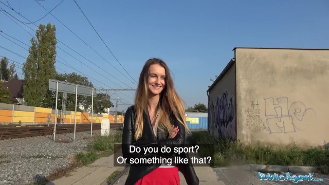 Rychlý prachy - slečna z Chomutova - Jenporno.cz