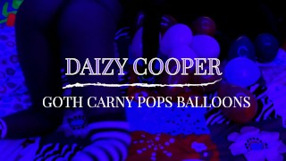 Daizy Cooper globos en tráiler