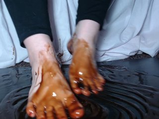 Playing in Some Syrup, FootFetish, Sexy Asmr, Young FemaleFeet