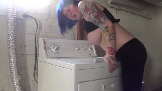 Dryer Humpfucks By Laundry Slut