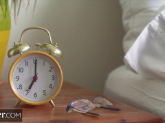 Deeper. Riley Reid Finally Gets Her First Experience - Screenshot 1 of 16 - Deeper