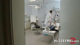 HITZEFREI Busty blonde German MILF fucked by her doctor