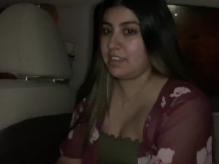 Desperate AmateurTeen Gives Stranger AmazingBlowjob for Ride!