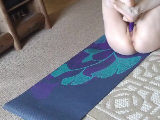 Lissy Rydes_Tries Nude Yoga, But Gets So Horny She Pulls Out_the Vibrator