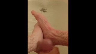 Baño de pies masculinos