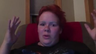 Книжная сука -- Кэрри Ревью [Зеркало]