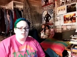 The Book Bitch -- I Hate Myselfie Review [Mirror]