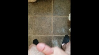 Abspritzen im Badezimmer