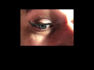Test magnetic eyelashes