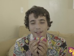 That 70s Ho - Slutty Laurie Cummed And Creamed By Brother's Friends S2:E2 - Screenshot 16 of 16 - Thatsitcomshow