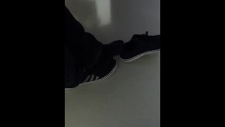 Shoeplay Video 027: Adidas Shoeplay op het werk 1