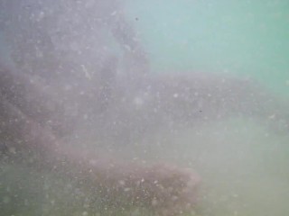 Jerking off Outdoor 3 - under Water -