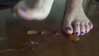 Las gomitas deben morir parte 2 pies Fetish