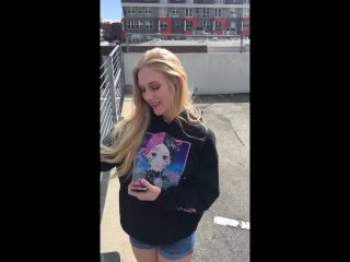 Blonde Cam Slut Tried Porn For The First Time - BananaFever screenshot number 1