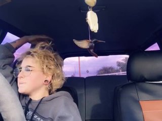 desperate loud pulls over to make herself cum