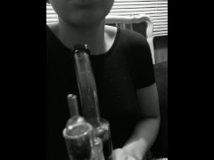 420             - Screenshot 15 of 16 - Smoke