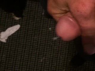 用力抚摸鸡巴