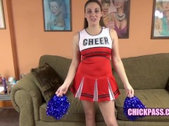 Video Busty babe Melanie Hicks lifts her sexy cheerleader skirt to masturbate