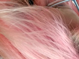 Picked up pink haired hitchhiker and she blew my cock