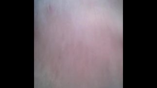 Прогулка со спермой в парке после того, как ник подул мне на лицо