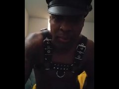 BBC INTRO: - Screenshot 4 of 16 - Black