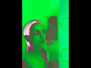 WATCH MY NEW HOT ALIEN GET WET!