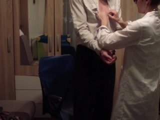 medecin´s hard handjob by young russian doctor