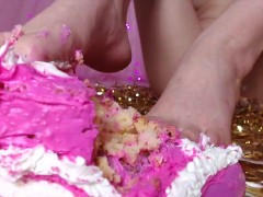  a Slice of Cake Trailer