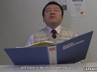 Japanese student, Sayaka Aishiro gives blowjobs to her professor, uncensore