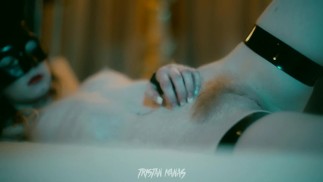 Mala Bunny: Tease de látex