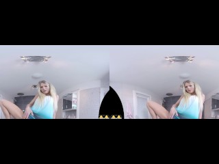Feel and Taste her Piss in VR