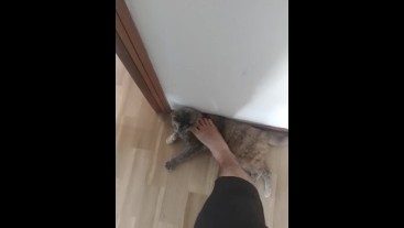 calpesto la mia fighetta focosa (le piace!)