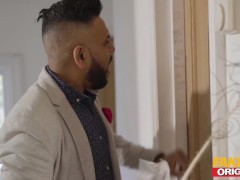 FAKE REMOVALS Two of the lads sneaky fuck a hot blonde married MILF