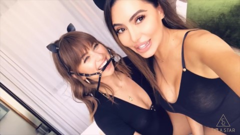 Lela Star X Riley Reid Share Huge Cock