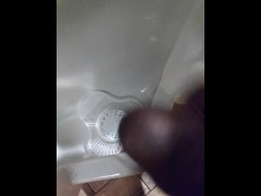 Public nut